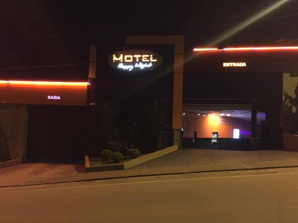 Happy Night (Adults Only) Hotel Cotia  Exterior photo