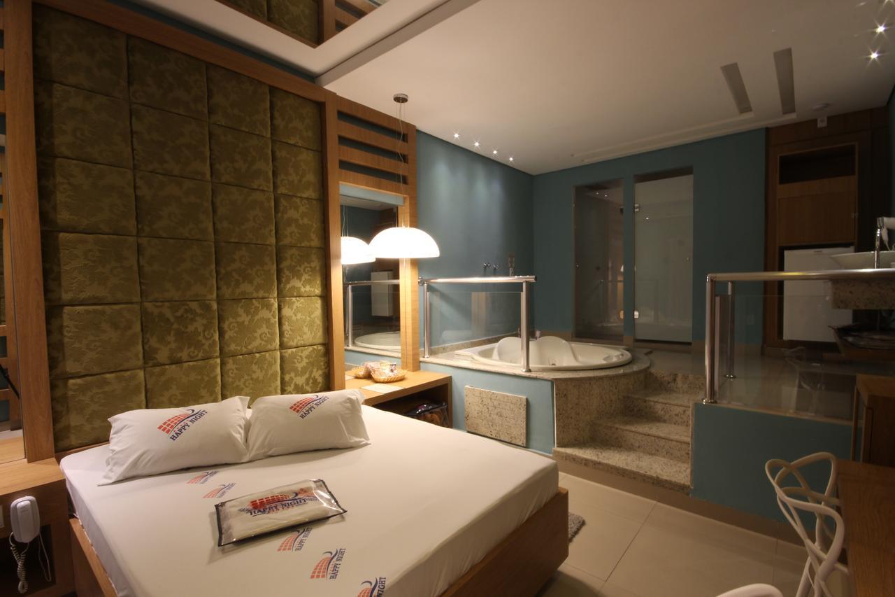 Happy Night (Adults Only) Hotel Cotia  Exterior photo