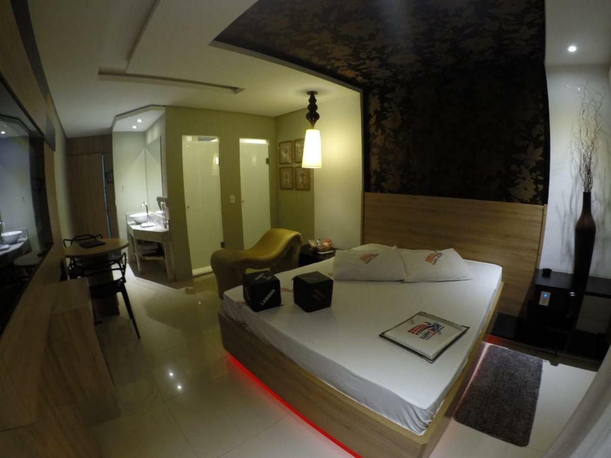 Happy Night (Adults Only) Hotel Cotia  Exterior photo