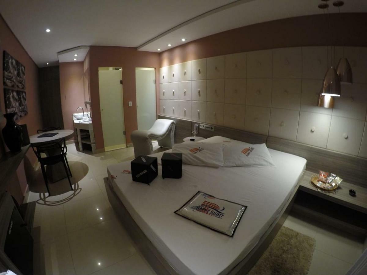 Happy Night (Adults Only) Hotel Cotia  Exterior photo