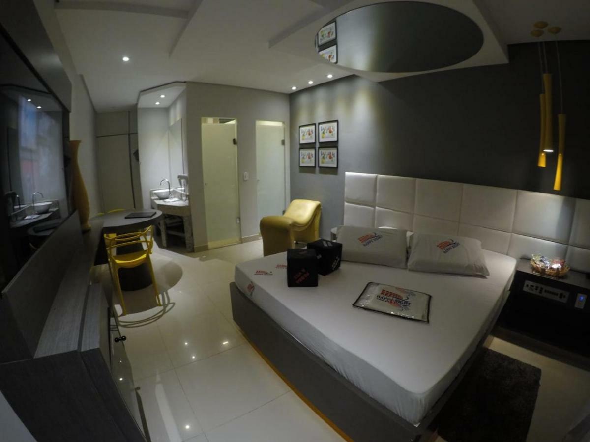 Happy Night (Adults Only) Hotel Cotia  Exterior photo